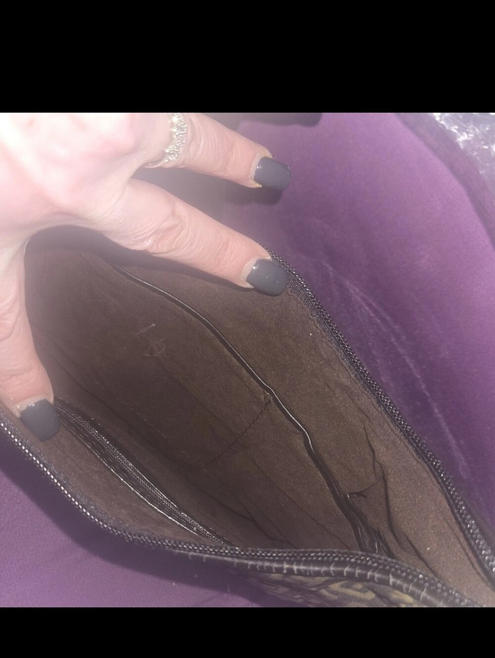 Set Of Two Purses - Picture 9 of 10